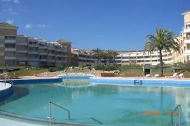 Leo Varios Отель 2*