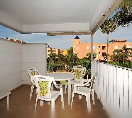 Hotel Leo Varios
