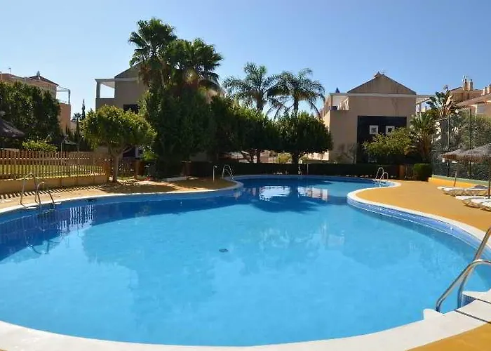 Leo Varios 2* Islantilla