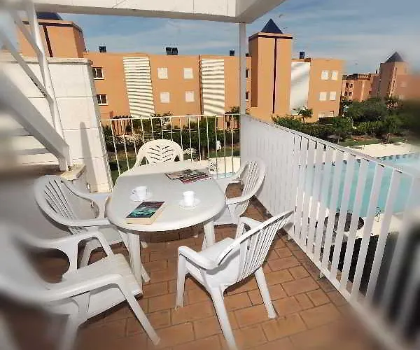 Hotel Leo Varios